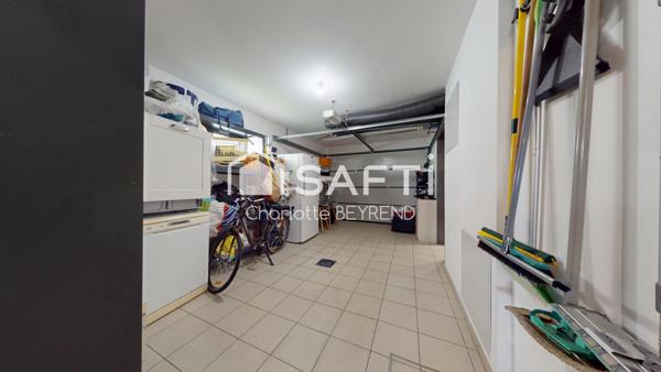 Votre havre de paix à Tomblaine : maison de 2017, 5 chambres, jardin avec vue sur la forêt.