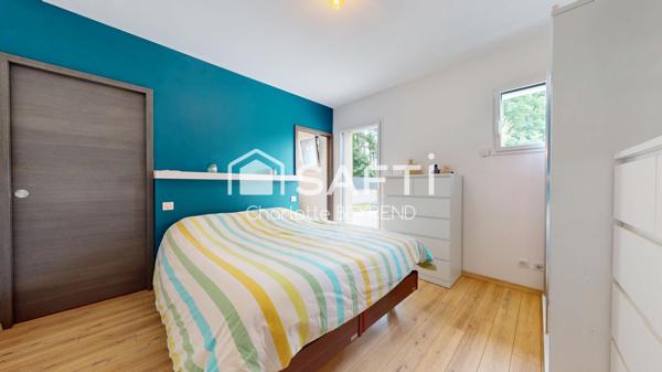 Votre havre de paix à Tomblaine : maison de 2017, 5 chambres, jardin avec vue sur la forêt.