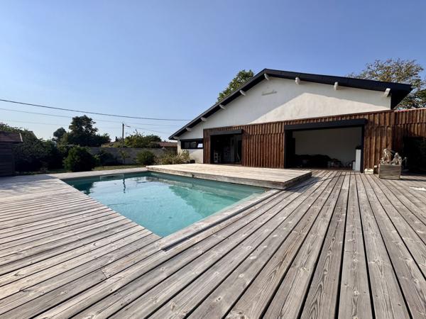 Gujan-Mestras quartier Meyran, Maison rénovée de 110m2 (150m2 au sol) parcelle de 529 m2, dépendance !
