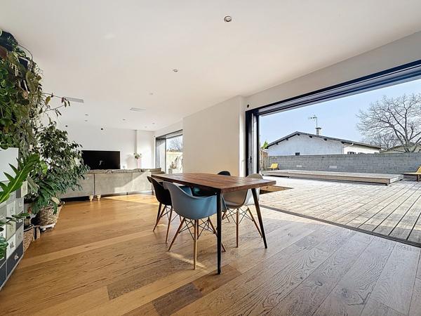 Gujan-Mestras quartier Meyran, Maison rénovée de 110m2 (150m2 au sol) parcelle de 529 m2, dépendance !