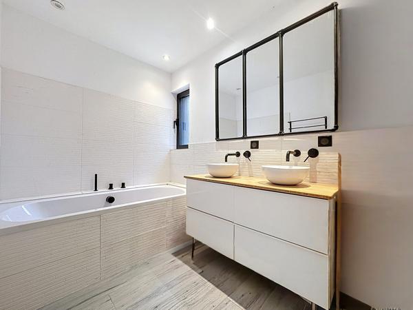 Gujan-Mestras quartier Meyran, Maison rénovée de 110m2 (150m2 au sol) parcelle de 529 m2, dépendance !