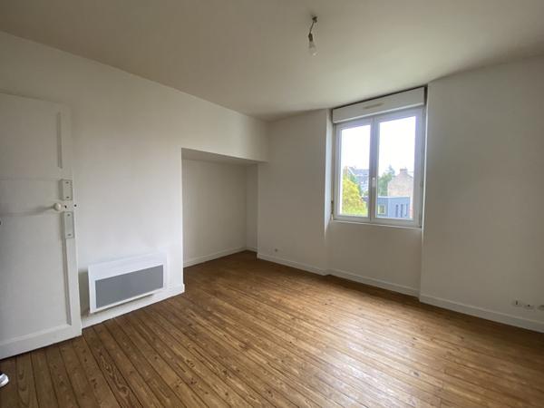 SAINT PASQUIER T2 A LOUER ,  
Nantes 44000