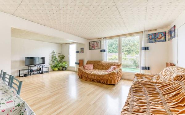 Appartement à vendre    3 pièces • 70,50 m2 Roissy-en-Brie