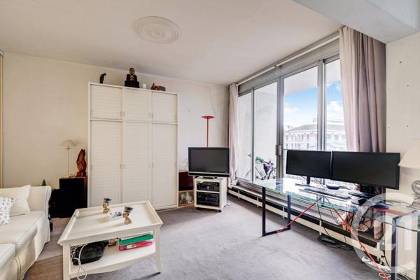 Appartement F3 à vendre  3 pièces - 65,30 m2 PARIS - 75015