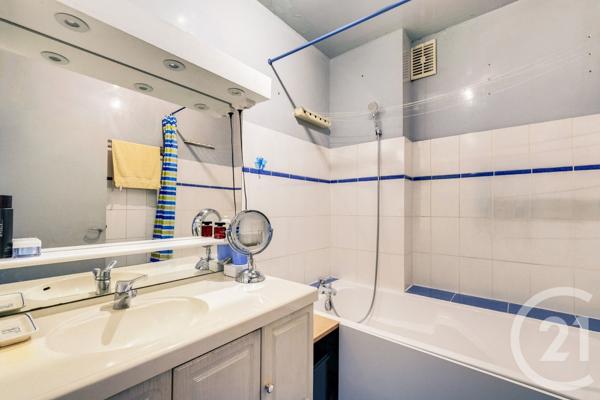 Appartement F3 à vendre  3 pièces - 65,30 m2 PARIS - 75015