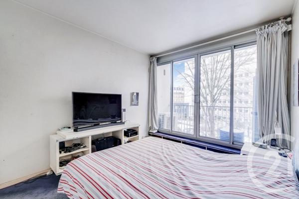 Appartement F3 à vendre  3 pièces - 65,30 m2 PARIS - 75015