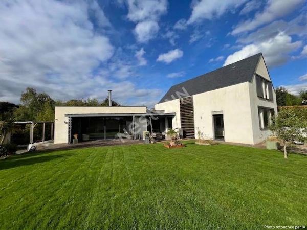 A vendre maison CESSON SEVIGNE, 158m² habitables - 4 chambres dont une suite parentale au rez-de-chaussée -  Jardin - Garage - Exposition SUD