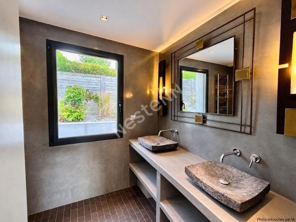 A vendre maison CESSON SEVIGNE, 158m² habitables - 4 chambres dont une suite parentale au rez-de-chaussée -  Jardin - Garage - Exposition SUD