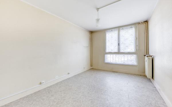 Appartement à vendre    4 pièces • 78,80 m2 Roissy-en-Brie