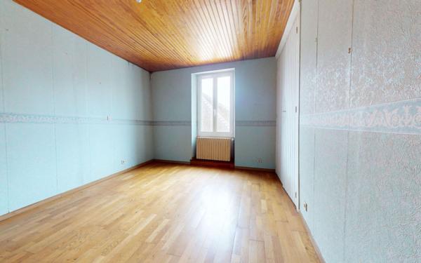 Appartement à vendre    8 pièces •  Bricquebec