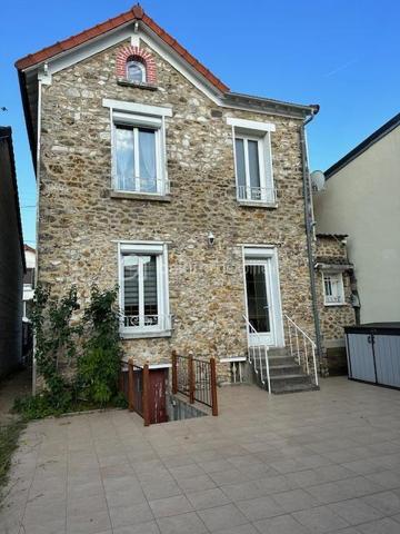 Maison en pierre de 90 m²