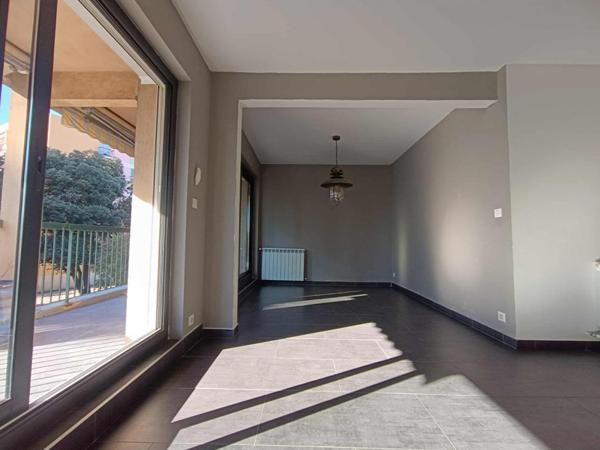 Appartement Istres 4 pièce(s) 95 m2 avec Balcon