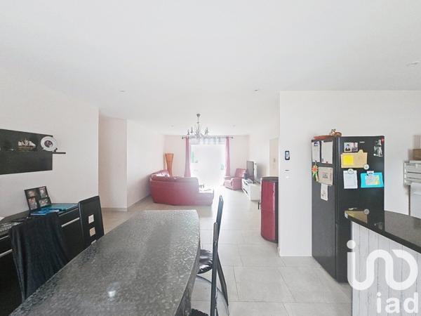 Maison traditionnelle 6 pièces de 129 m² à Briare (45250)