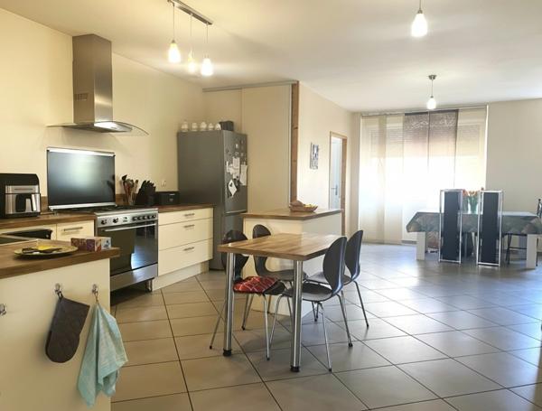 Maison de village entièrement rénovée 6 pièces sur Vaux en Buget