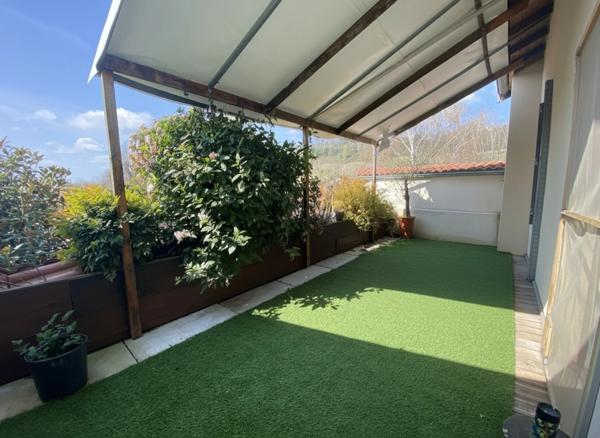 Maison de village entièrement rénovée 6 pièces sur Vaux en Buget