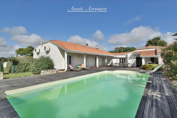Demeure d’exception de 250 m² avec piscine, tennis et parc arboré à Saint-Sylvestre-sur-Lot(47)