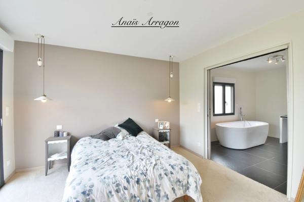 Demeure d’exception de 250 m² avec piscine, tennis et parc arboré à Saint-Sylvestre-sur-Lot(47)