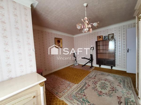 Pavillon familial 5 chambres sous-sol. Jardin.