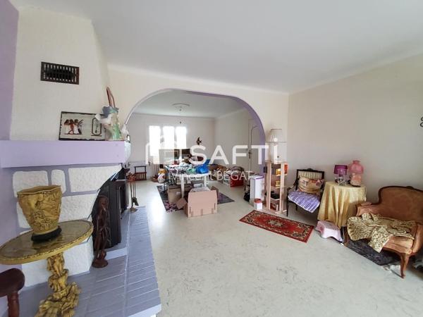 Pavillon familial 5 chambres sous-sol. Jardin.