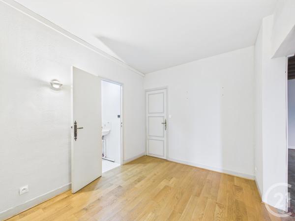 Appartement F4 à vendre  7 pièces - 239,32 m2 CHARTRES - 28