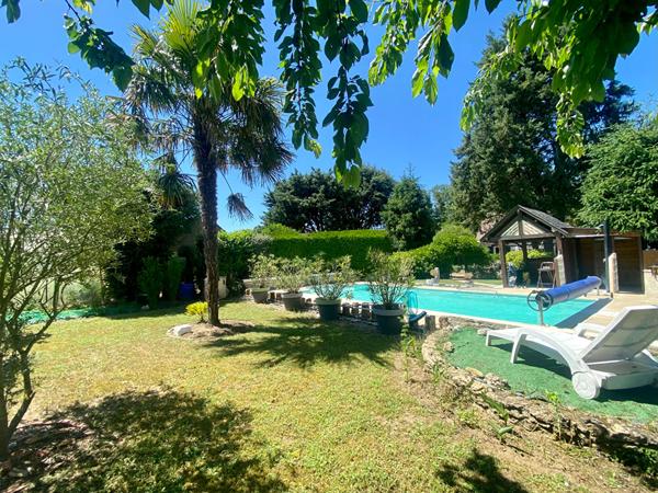 Maison avec Piscine - FRESNES