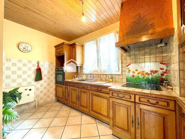 Maison familiale de plain-pied avec beau potentiel