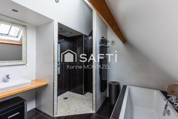 Maison d'Architecte récente 2007, proche du métro