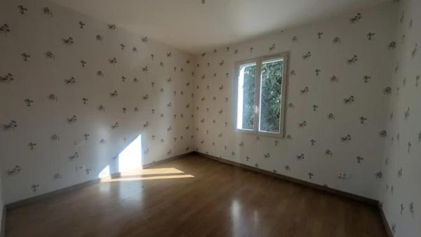 MAISON DE PLAIN-PIED – 3 CHAMBRES – CADRE CALME