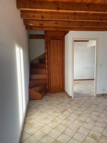 APPARTEMENT EN DUPLEX DE 91m2 à RENOVER