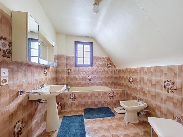 Orvault Quartier PRAUDIERE : En vente Maison 3 chambres, garage, proche commodités.