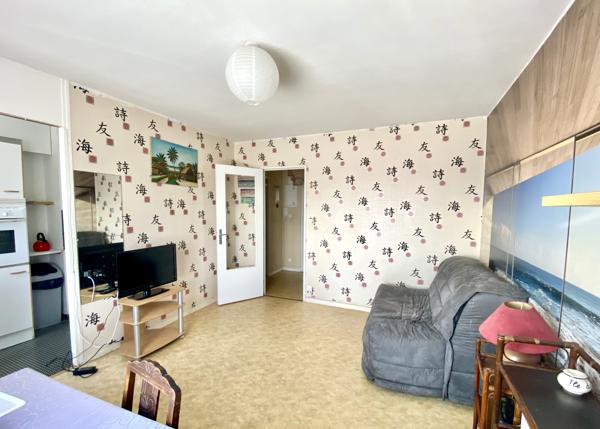 Appartement
         1 pièce
        - 27 m² 59 900 € *