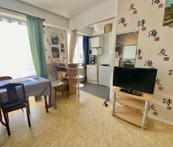 Appartement
         1 pièce
        - 27 m² 59 900 € *