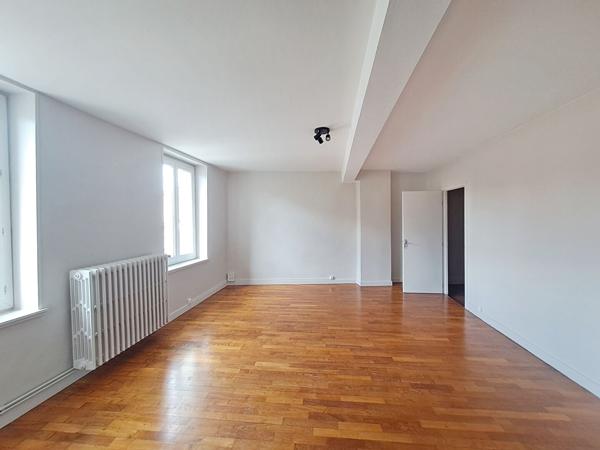 Appartement T2 bis 63.75 m² à Soucieu centre