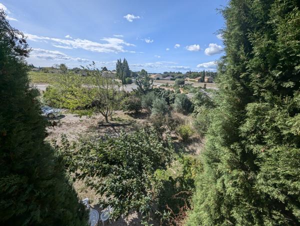 Camaret-sur-Aigues (84850) À découvrir : Magnifique mas avec fort potentiel – Environ 320 m² habitables