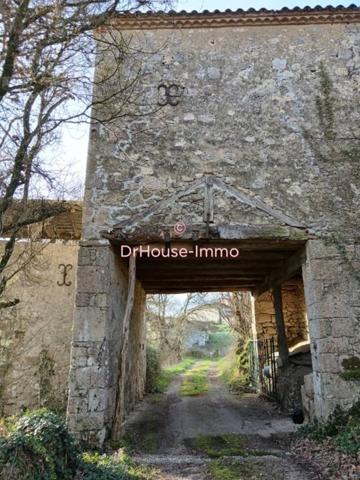 Maison à vendre 6 pièces de 820 m²