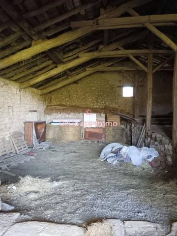 Maison à vendre 6 pièces de 820 m²