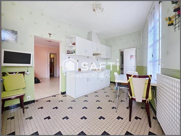 Maison de bourg avec travaux