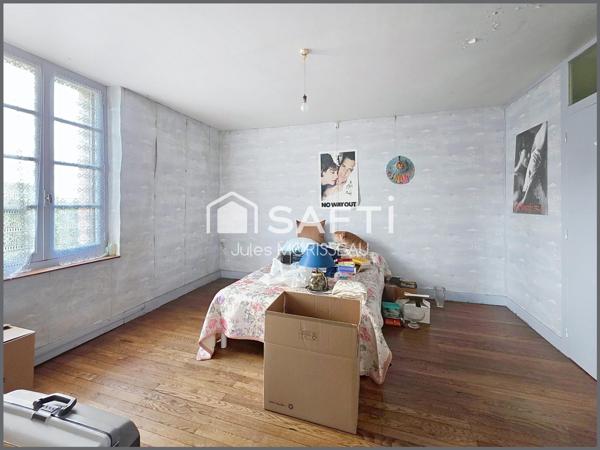 Maison de bourg avec travaux