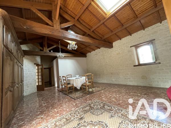 Maison à vendre 6 pièces 150 m² Barbezieux-Saint-Hilaire