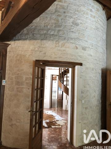 Maison à vendre 6 pièces 150 m² Barbezieux-Saint-Hilaire