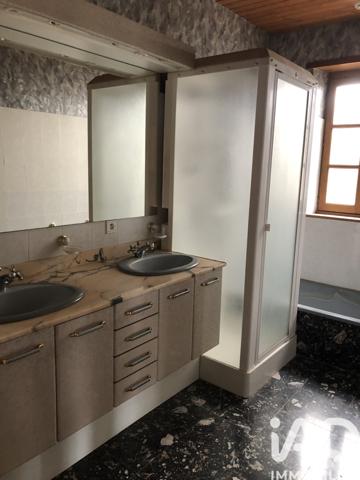 Maison à vendre 6 pièces 150 m² Barbezieux-Saint-Hilaire