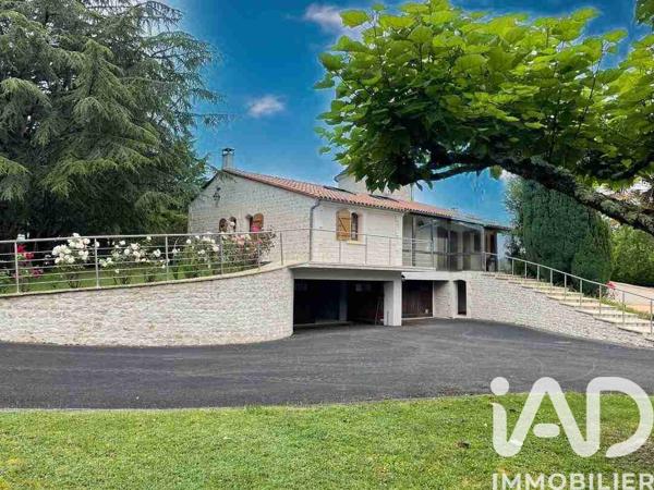 Maison à vendre 6 pièces 150 m² Barbezieux-Saint-Hilaire