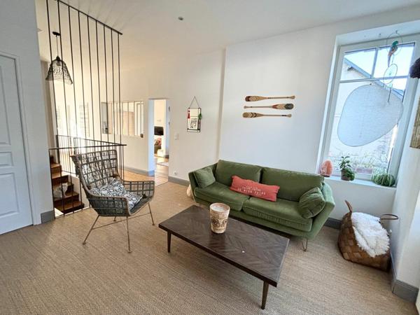 Maison à vendre    9 pièces • 330 m2 Guérande