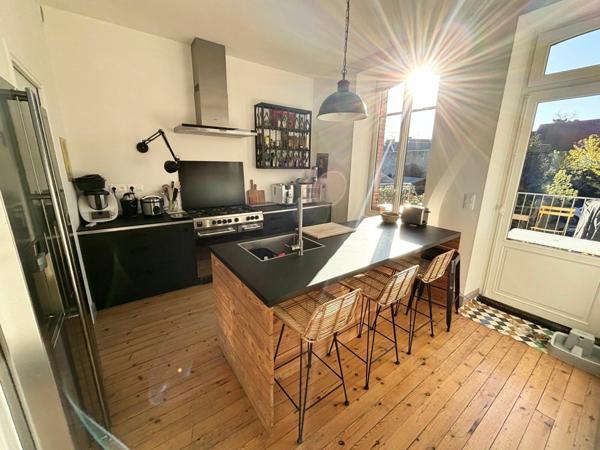 Maison à vendre    9 pièces • 330 m2 Guérande