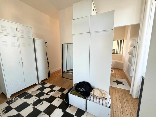 Maison à vendre    9 pièces • 330 m2 Guérande