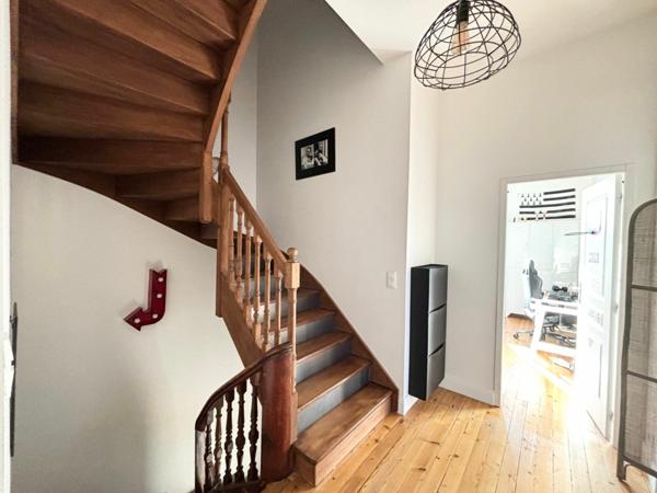 Maison à vendre    9 pièces • 330 m2 Guérande