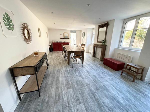 Maison à vendre    9 pièces • 330 m2 Guérande