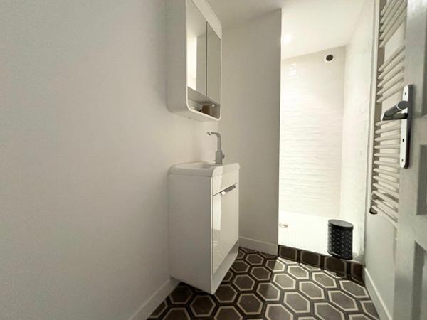 Maison à vendre    9 pièces • 330 m2 Guérande