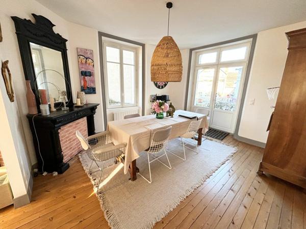 Maison à vendre    9 pièces • 330 m2 Guérande