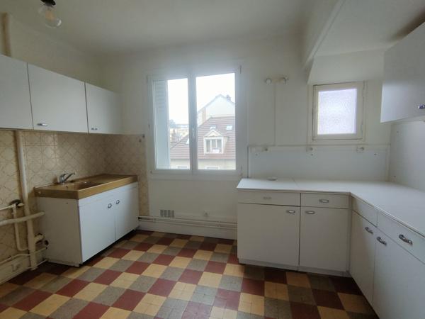 Besançon (25000) T3 2 RUE DE CHALEZEULE